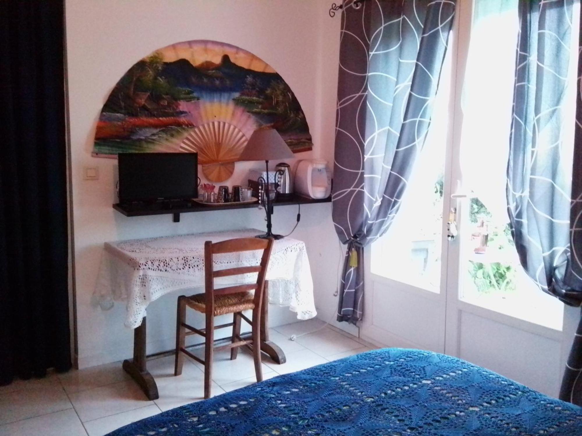 Le Chausse A Bres Chambre D'Hotes 2 Payzac  Room photo